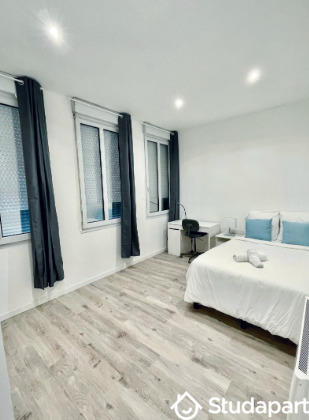 Chambre - 13 m² - 1 pièce