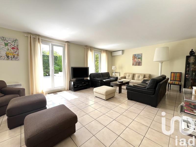 Maison - 193 m² - 6 pièces