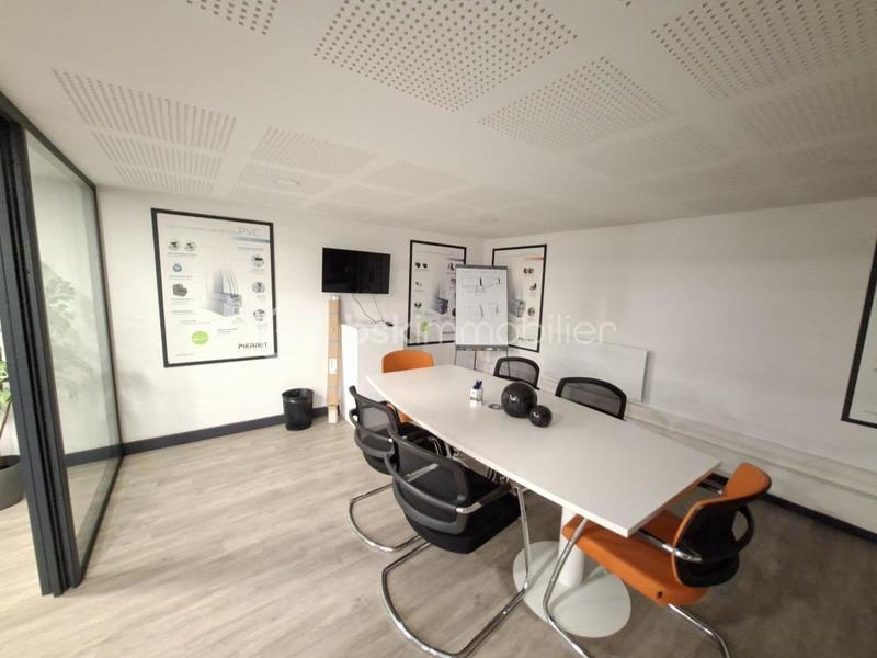 Local commercial - 78 m² - 4 pièces