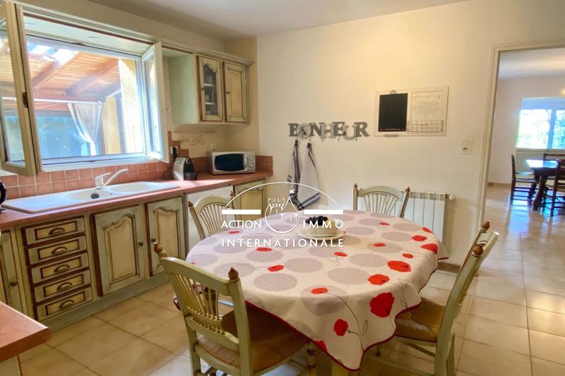 Villa - 154 m² - 6 pièces