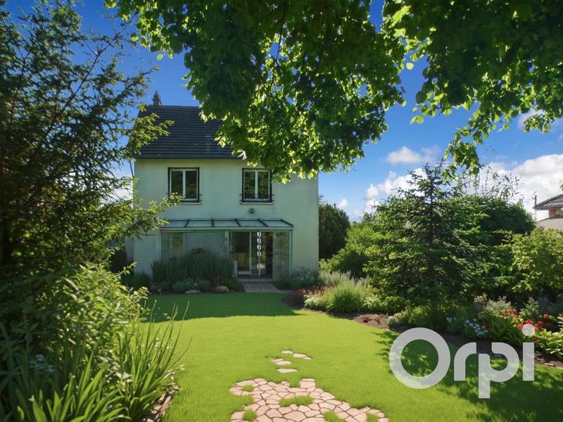 Maison - 95 m² - 4 pièces