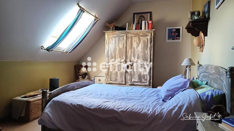 Maison - 133 m² - 8 pièces