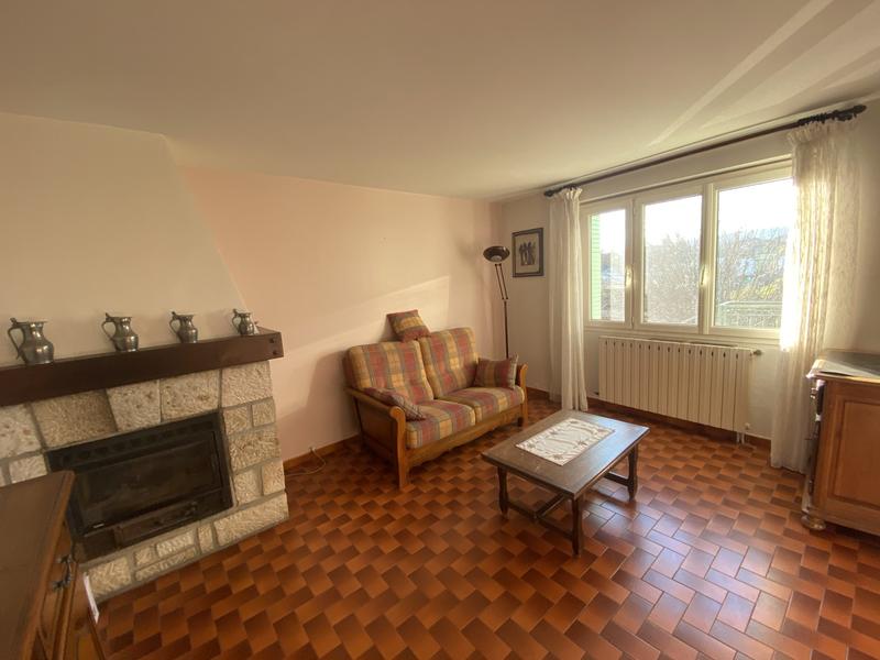 Maison traditionnelle - 74 m² - 4 pièces