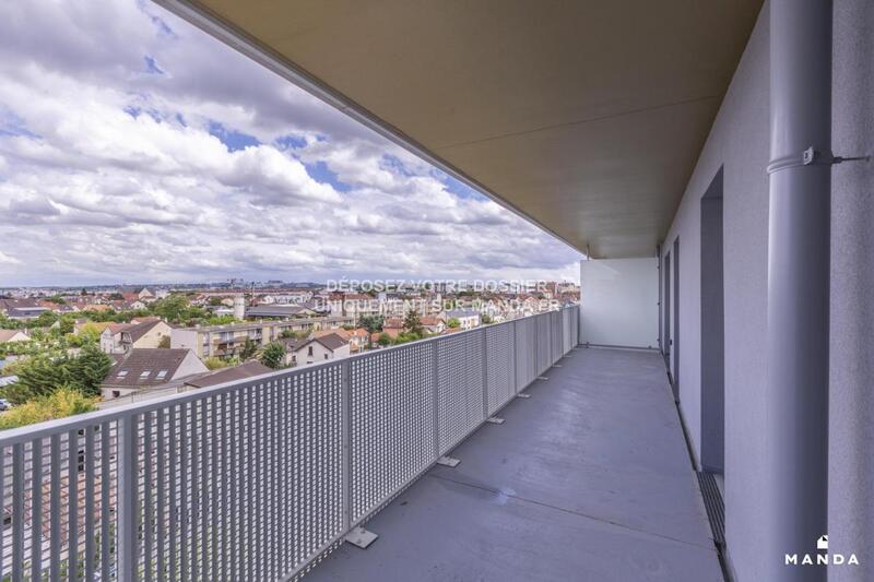 Chambre - 9 m² - 4 pièces