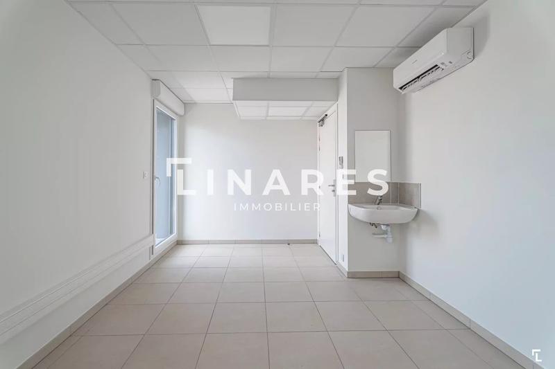 Bureau - 16 m² - 1 pièce