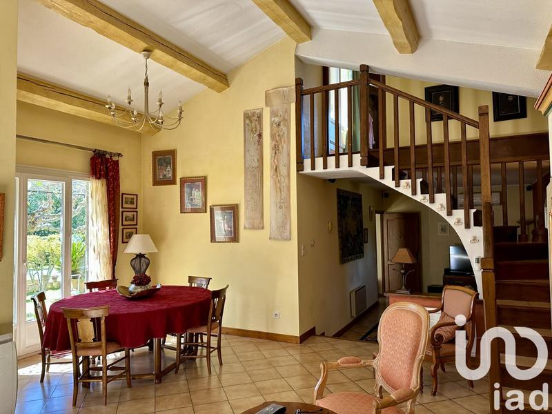 Maison - 158 m² - 7 pièces