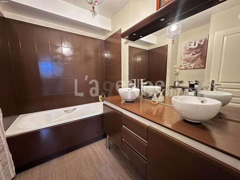 Maison - 160 m² - 7 pièces