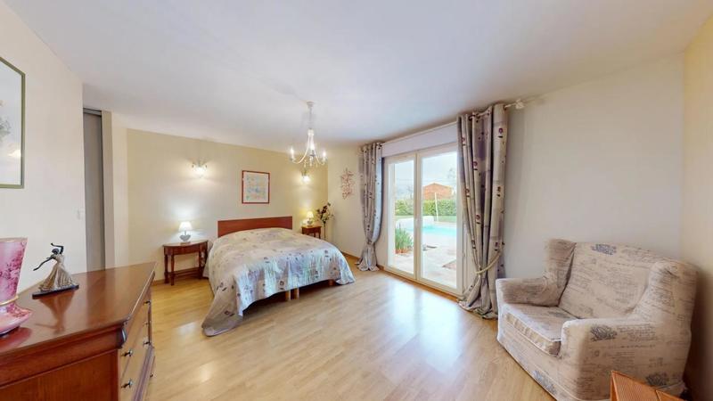 Villa - 166 m² - 5 pièces