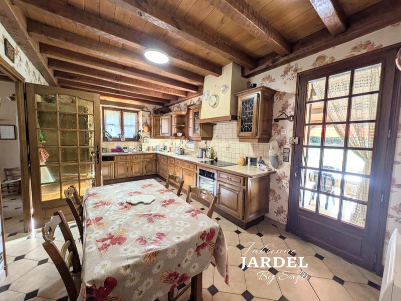 Maison - 174 m² - 5 pièces