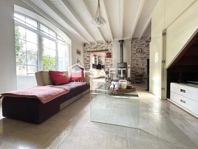 Maison - 132 m² - 5 pièces