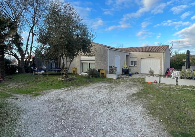 Maison - 99 m² - 4 pièces