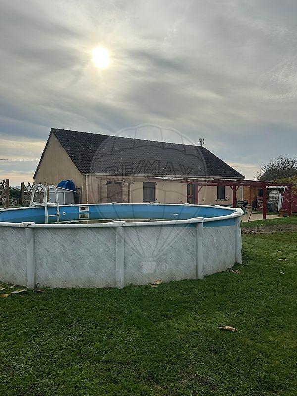 Maison - 91 m² - 4 pièces