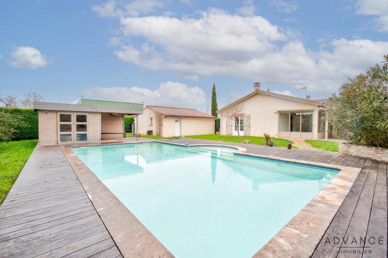 Maison - 188 m² - 6 pièces