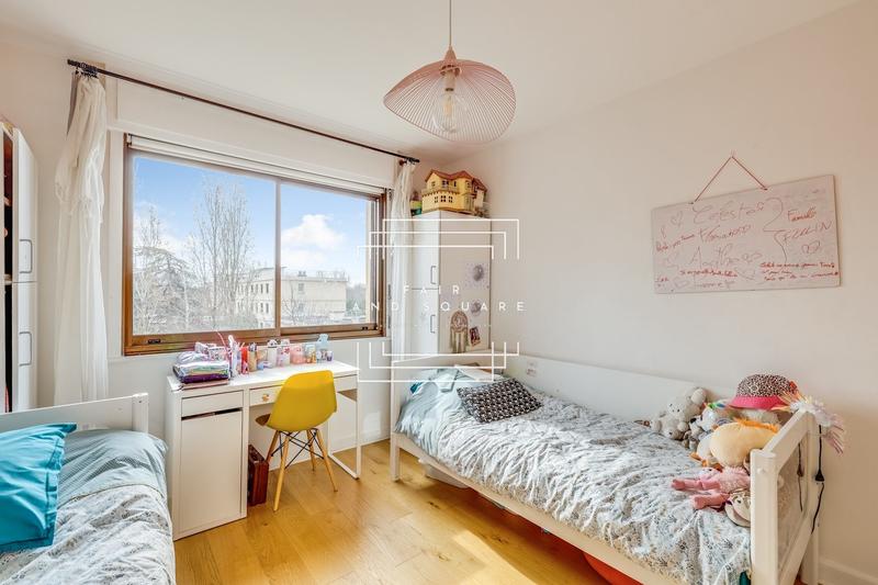 Appartement - 77 m² - 3 pièces