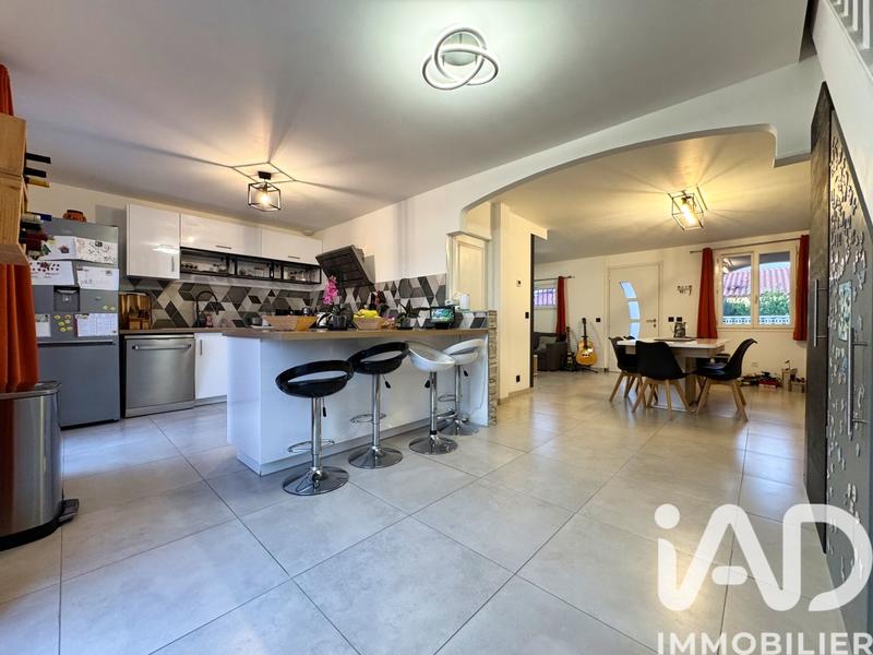 Maison - 100 m² - 4 pièces