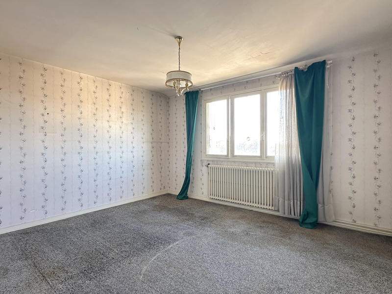 Maison - 187 m² - 6 pièces