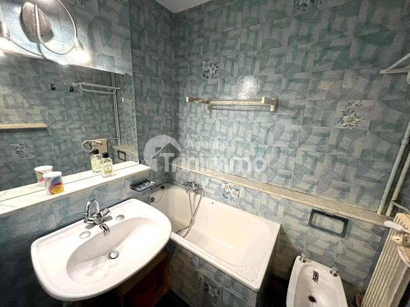 Appartement - 90 m² - 5 pièces