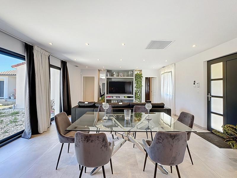 Maison - 130 m² - 5 pièces