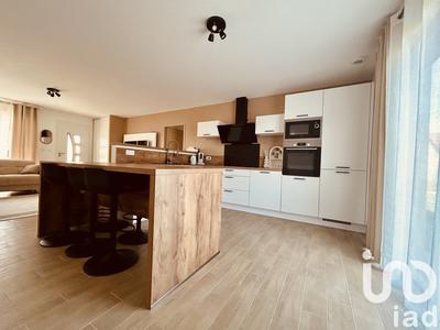 Maison - 97 m² - 4 pièces