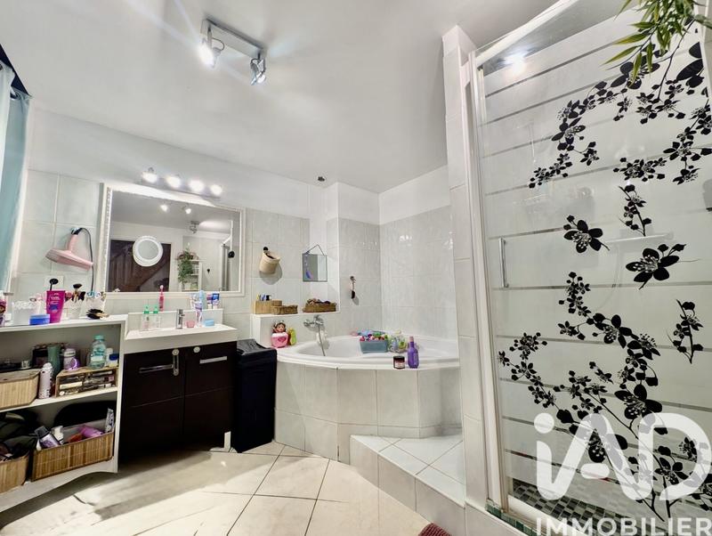 Appartement - 92 m² - 3 pièces