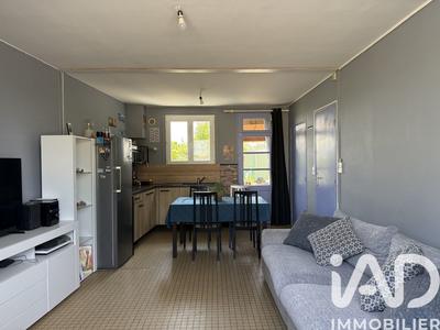 Maison - 79 m² - 5 pièces