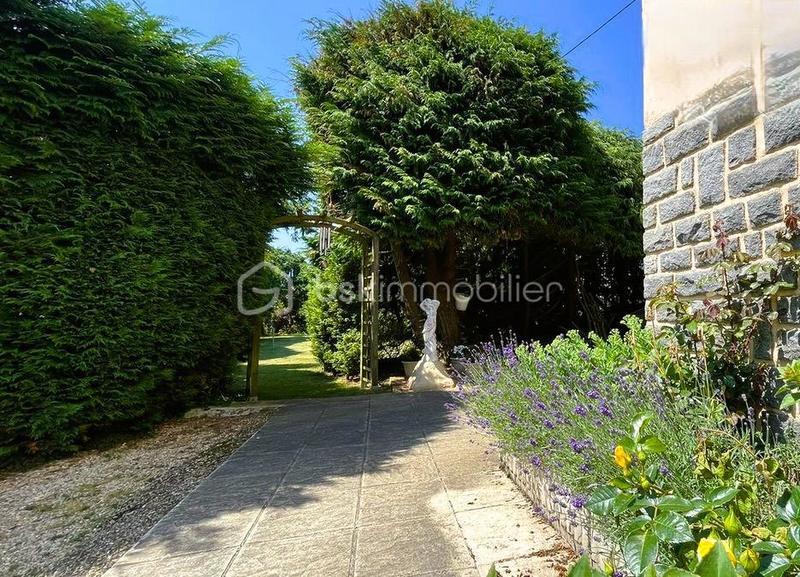 Maison en pierre - 101 m² - 6 pièces