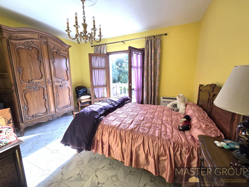 Villa - 150 m² - 5 pièces