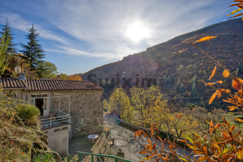 Maison - 70 m² - 4 pièces