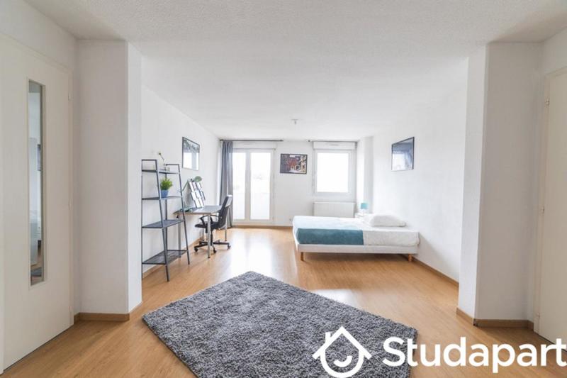 Chambre - 17 m² - 1 pièce