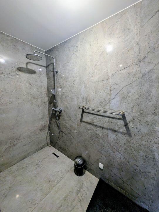 Maison - 240 m² - 6 pièces