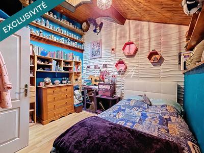 Maison - 90 m² - 5 pièces