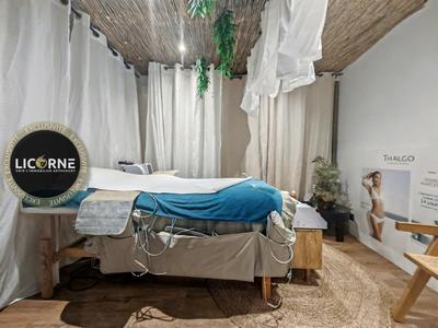 Fonds de commerce - 90 m²