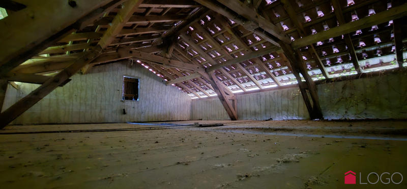 Maison traditionnelle - 169 m² - 6 pièces