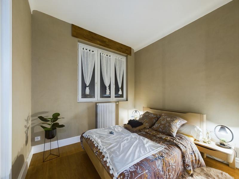 Appartement - 81 m² - 3 pièces