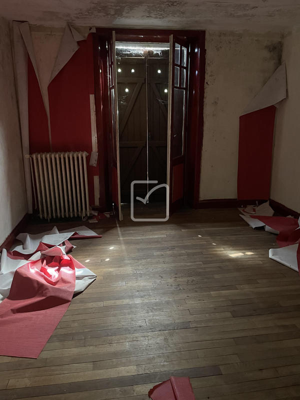 Maison - 96 m² - 6 pièces