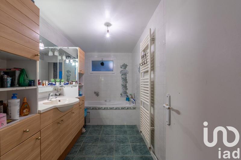 Maison - 190 m² - 7 pièces