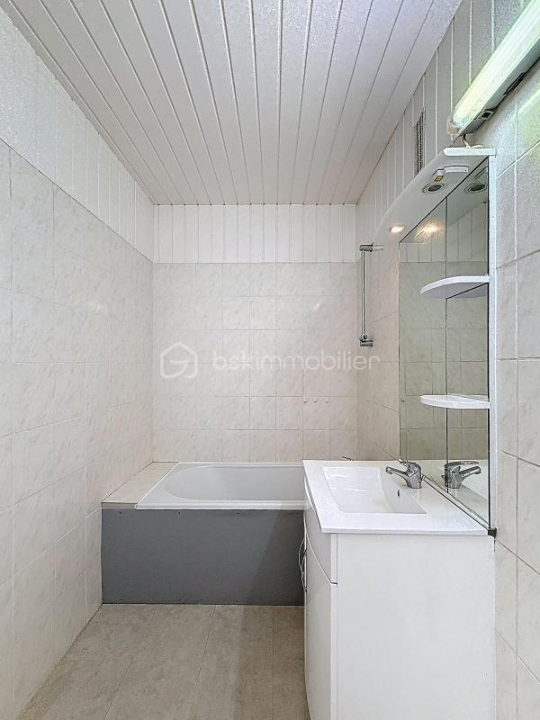 Appartement - 48 m² - 3 pièces