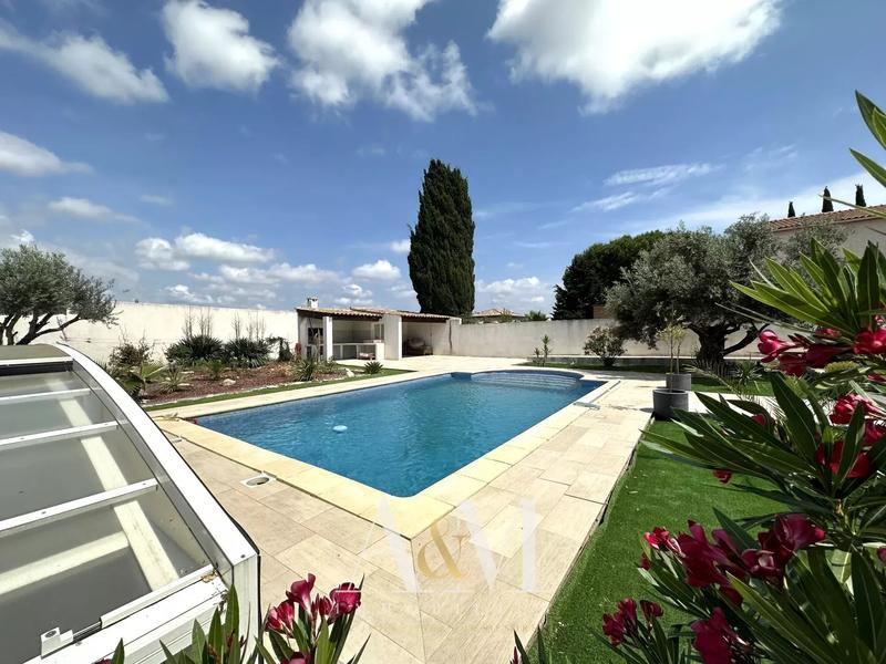 Villa - 90 m² - 4 pièces
