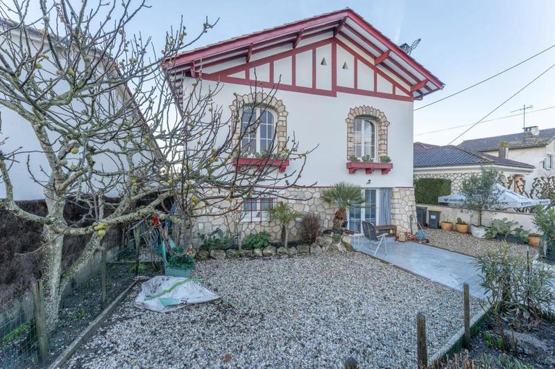 Maison - 150 m² - 6 pièces