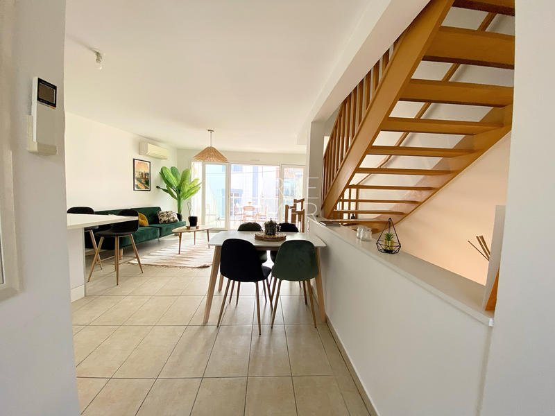 Appartement - 92 m² - 4 pièces