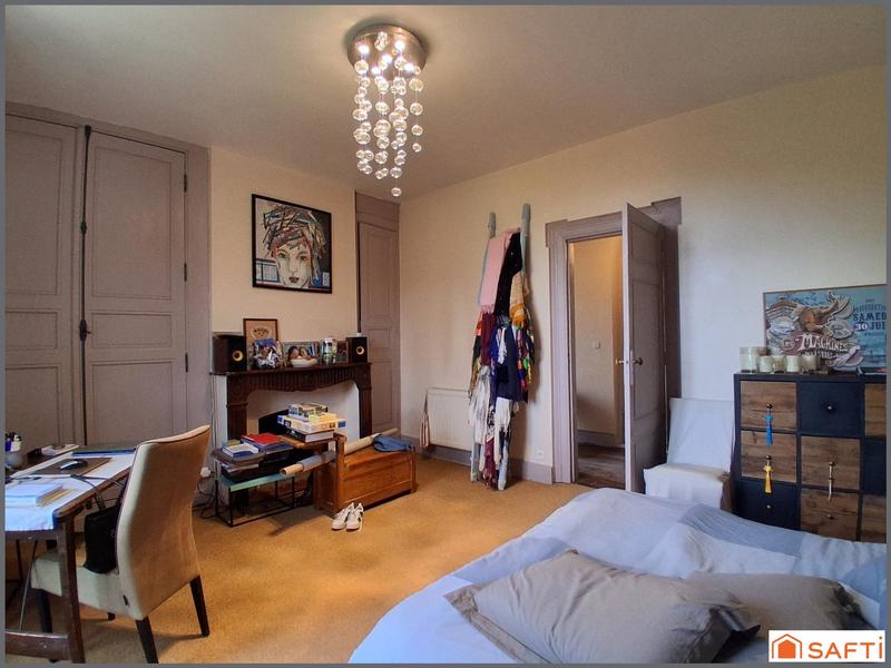 Maison - 343 m² - 9 pièces