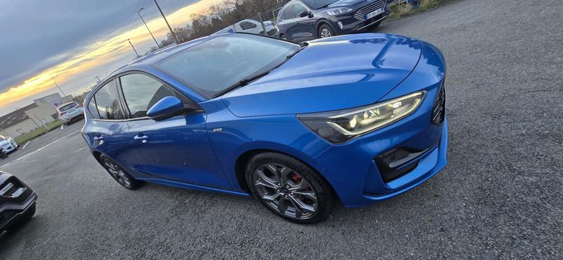 Ford Focus 1.0 155 Mhev Bva St Line X phare led regul adaptatif