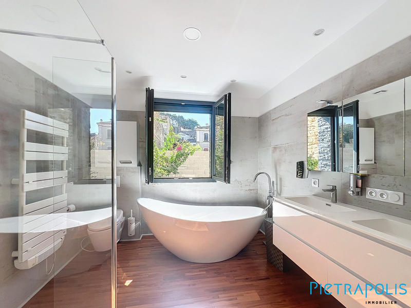 Maison - 173 m² - 5 pièces