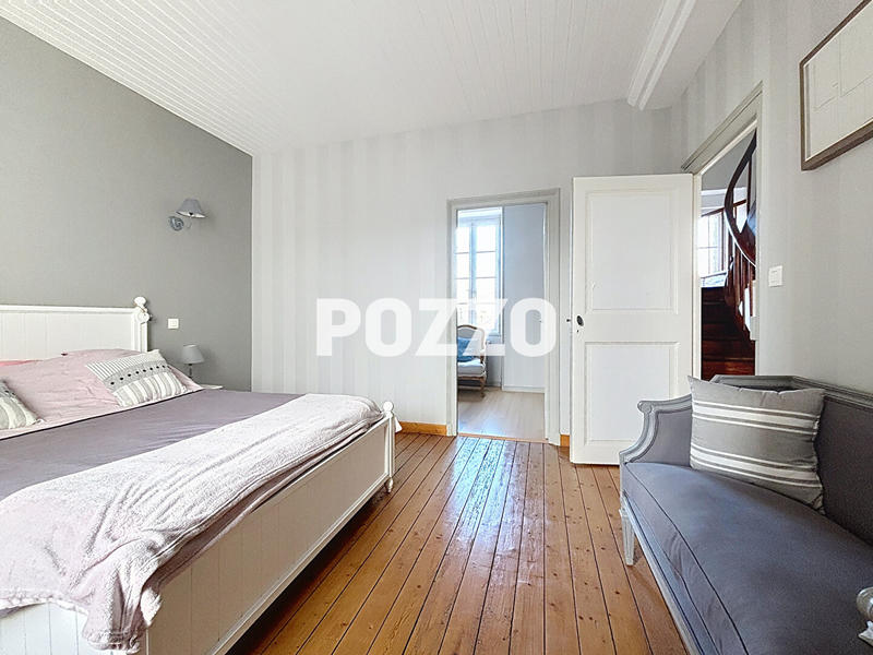 Maison - 148 m² - 6 pièces