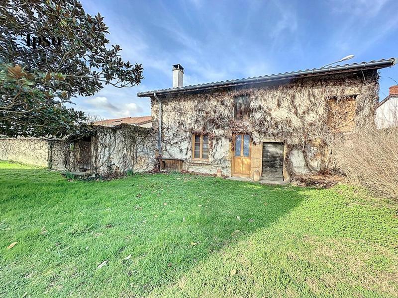 Propriété - 303 m² - 11 pièces