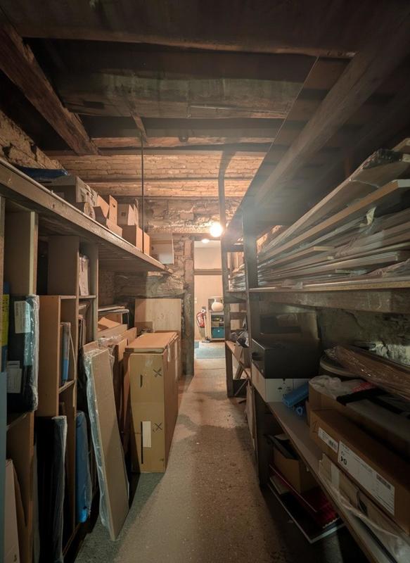 Local commercial - 150 m² - 4 pièces