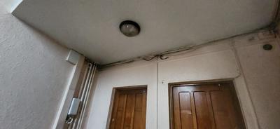 Local d'activité / Entrepôt - 129 m² - 7 pièces