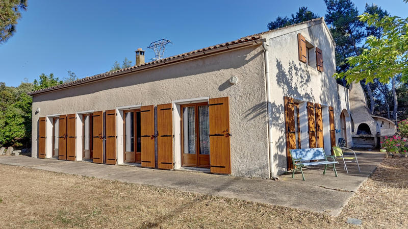 Maison - 235 m² - 7 pièces