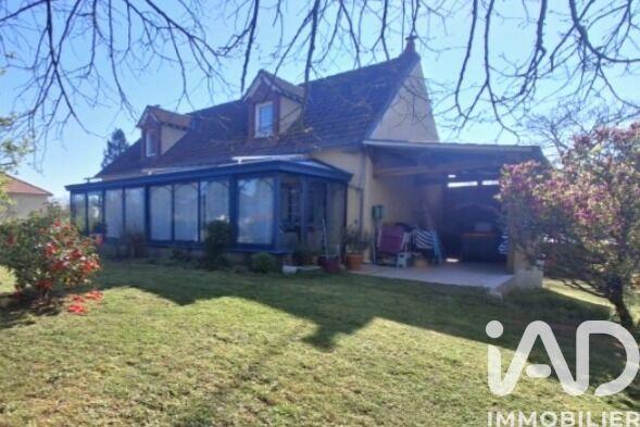 Maison - 138 m² - 6 pièces