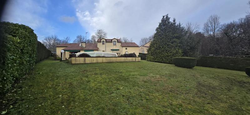 Maison - 162 m² - 6 pièces